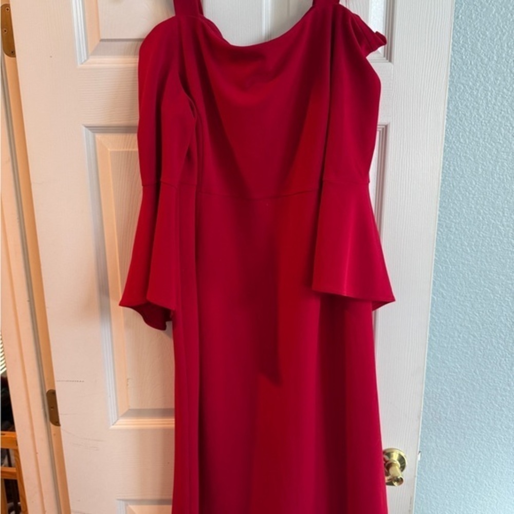 Catherines 1X Red cold shoulder dress 18/20W Bell Sleeve Cocktail party stretch